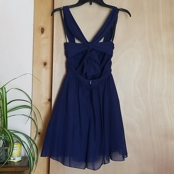 Navy Dress Size 3/4 - Picture 3 of 4